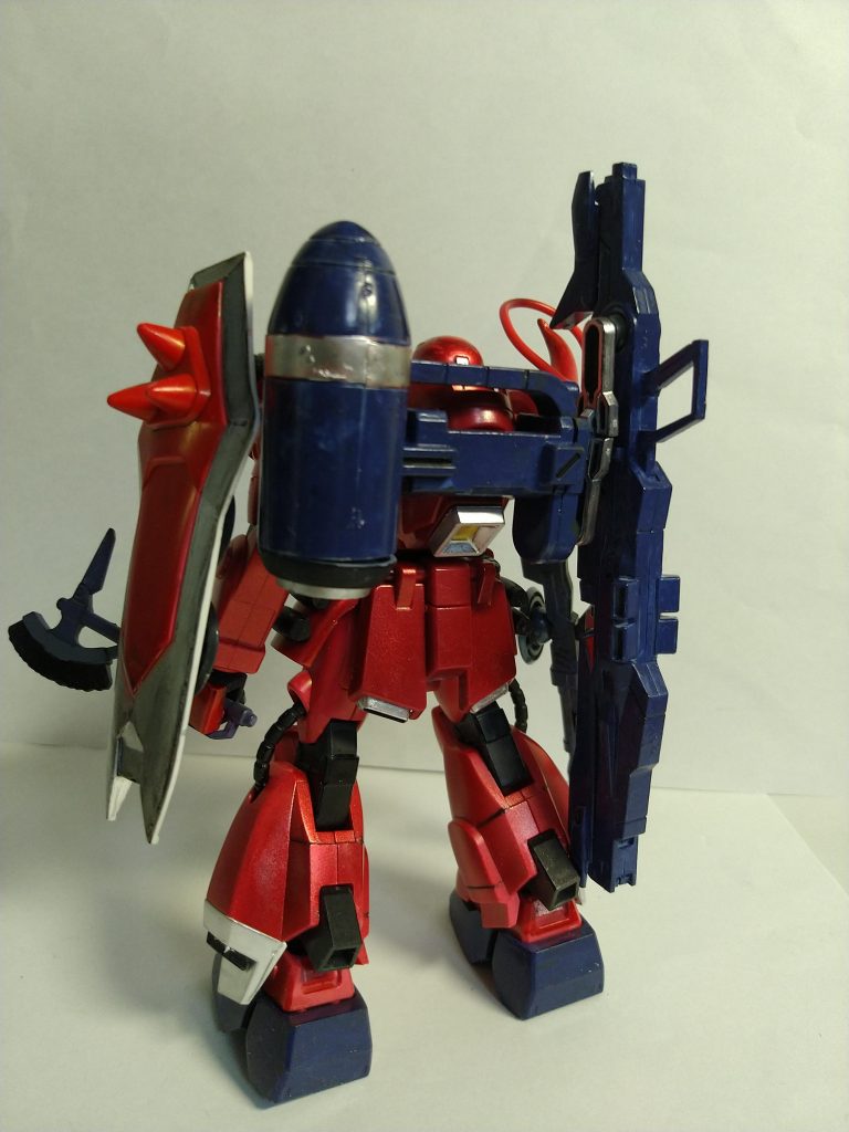 バックパックはティターンズブルーで
塗ってみました。