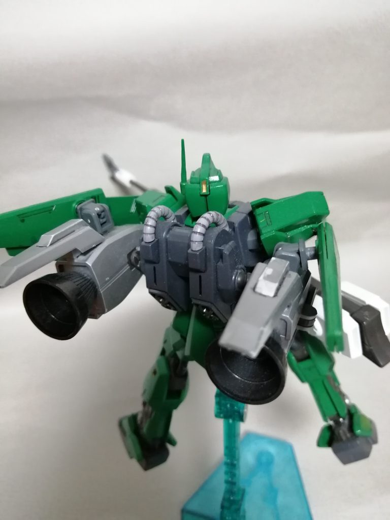 「メガライドランチャー」のブースター、こんな感じ。ノー加工でこの接続まで出来ます。百式自体のスタビライザーも設置出来るのでいい感じ。