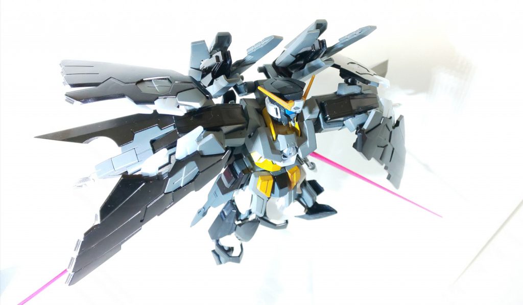 ダークハウンドのパイロットがアセムではない場合、
他に乗った人がXラウンダーが時のため、
大型ビットを追加。
機動力の強化をしてみました。