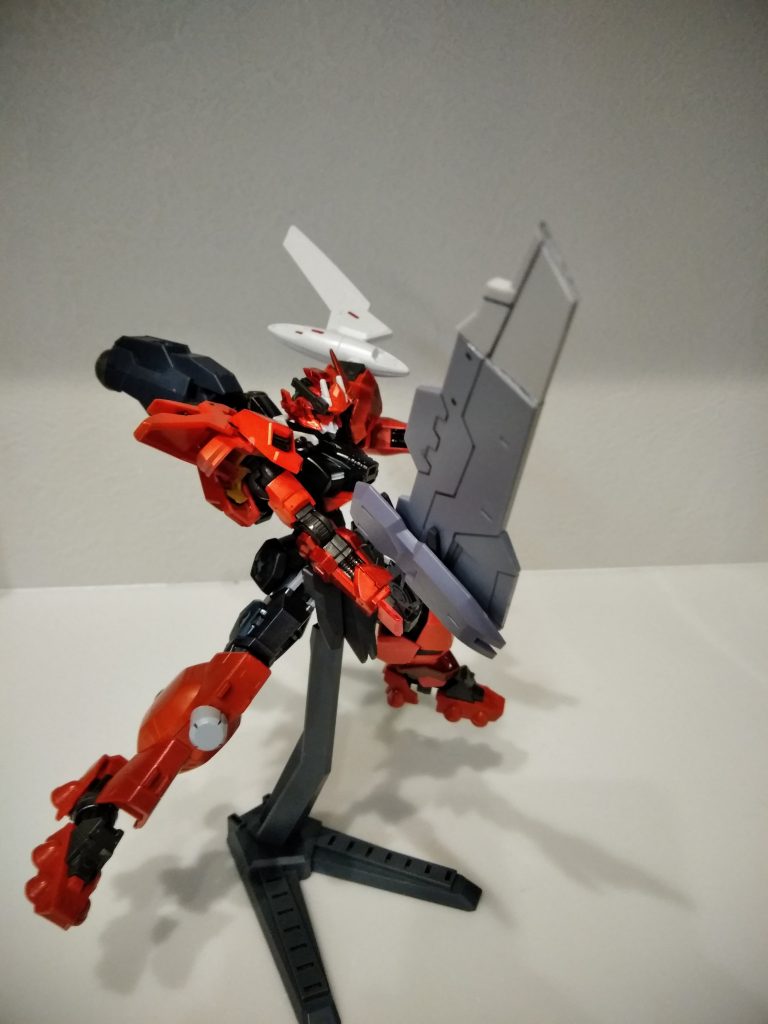 カラーリングは迷いあえて
塗装せず