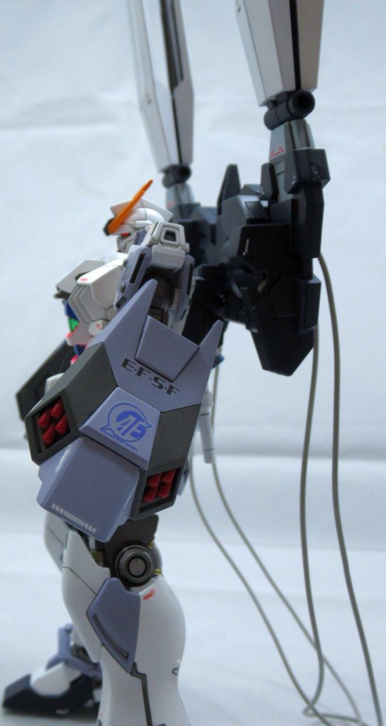 ナラティブガンダム B装備(NT-D発動)–5枚目/制作者:炊くロー