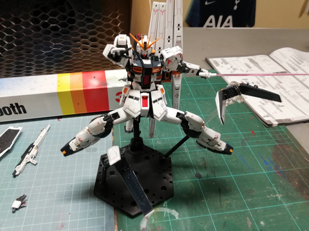 ファンネル使いながらの戦闘ってイメージです。