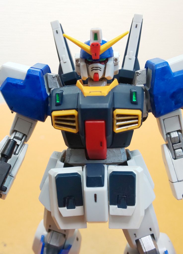 バストアップ。頬を銀色にしたのがこだわりです。また、アゴをちょっと削りました。