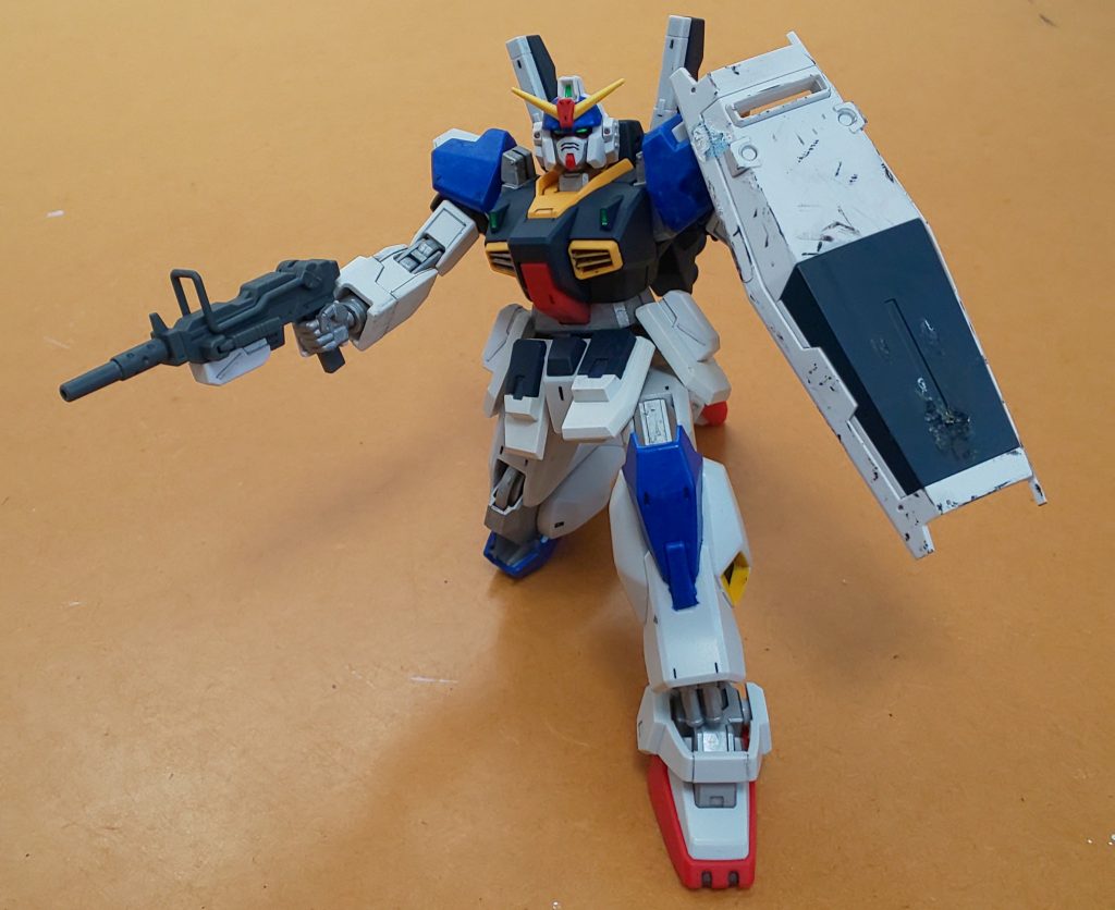 陸戦装備。サイドスカートと武装を変更しました。こちらはBD3号機のパーツです。