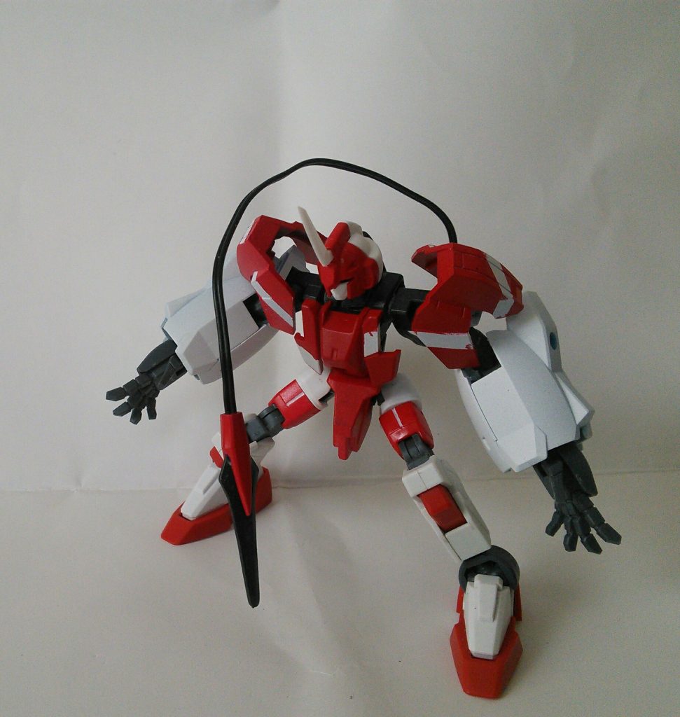 ブラック·ブレイド
本機に搭載されている特殊兵装。
相手にコンピューターウイルス入りのナノマシン流し込み自壊させる。
攻撃の他にもナノマシンを利用してコンピューター内のハッキングが可能。
欠点としては、他の兵器と違いオーダーメイド品でありストックがなく、一度破壊されれば使用不能になり格闘性能も下がってしまう。