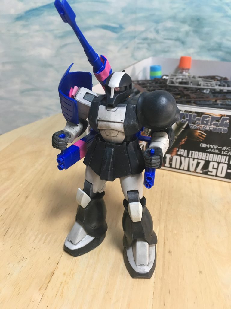 この先のザク作品を作る上のベースになっている便利な子です。