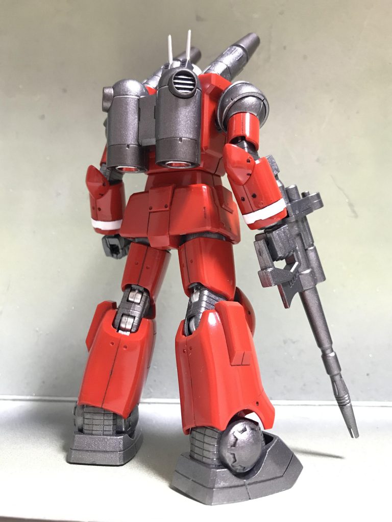 バックパックもガンメタと焼鉄色で塗り分けました。