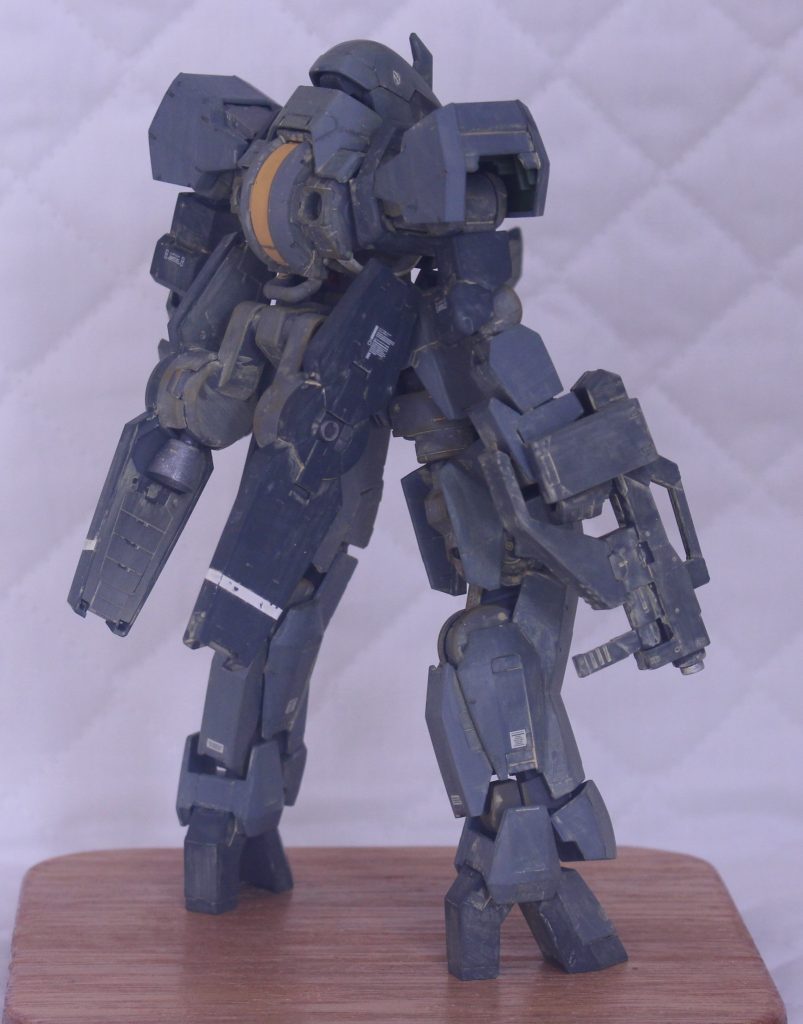 EB-06s　都市防衛隊用グレイズ(指揮官機)–4枚目/制作者：なおこう