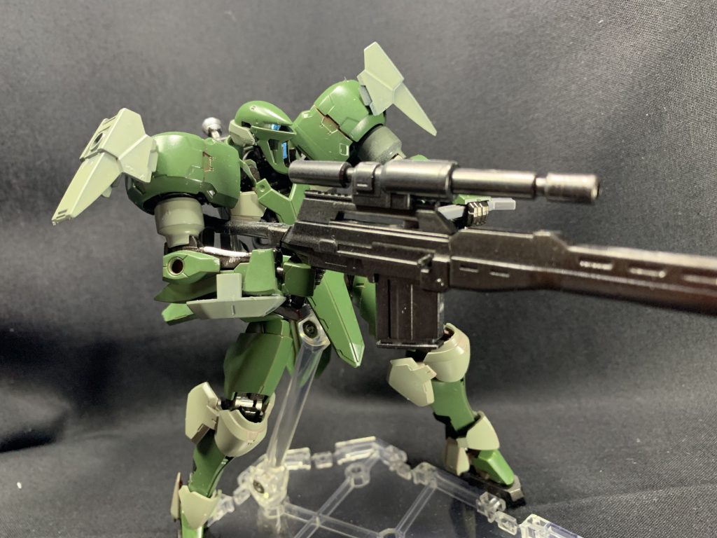 狙撃用の機体なのでセンサーが常に露出しています。
てなわけでオルトリンデ・シュヴェスターでした。
じつは鉄血系ではガンダムフレーム以外の機体の方がお気に入りが多かったりします。