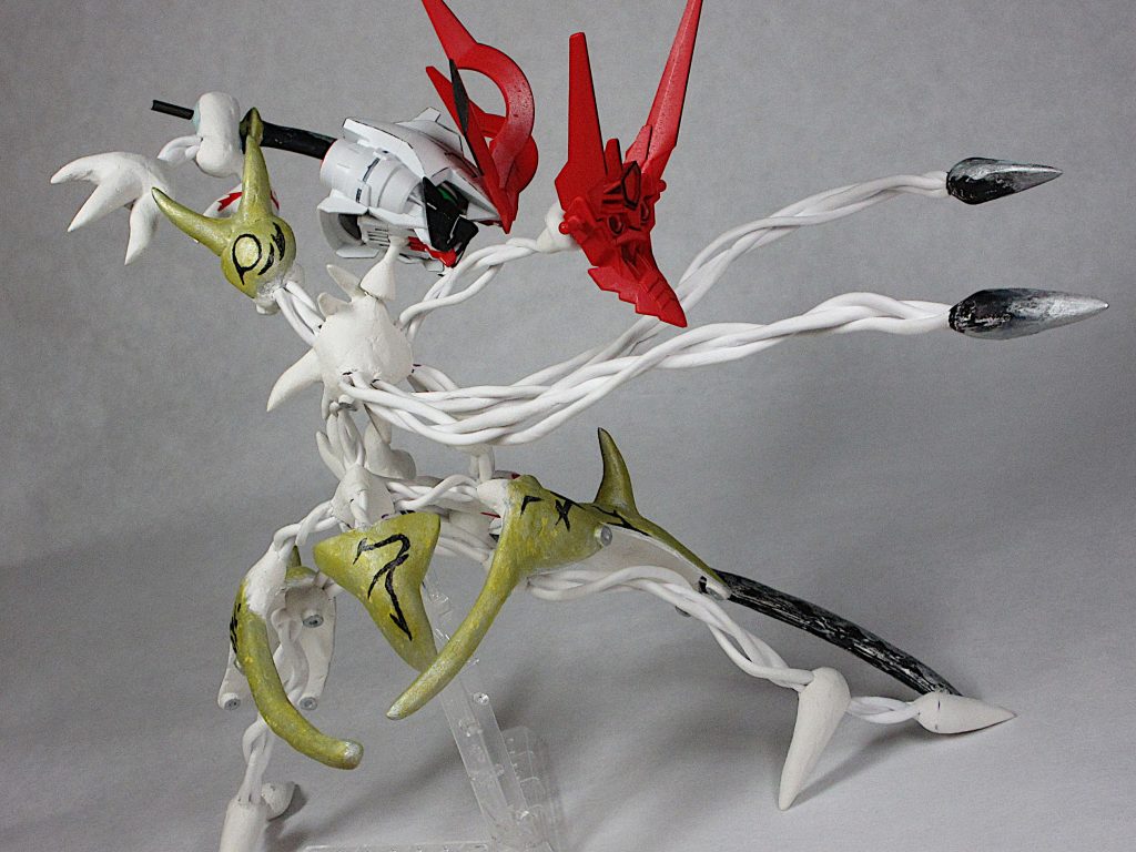 隠し剣、鬼の爪。

https://www.youtube.com/watch?v=Zghh9QYWMJI