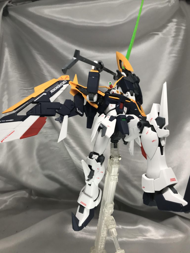 背景に月のボードを置きたい…