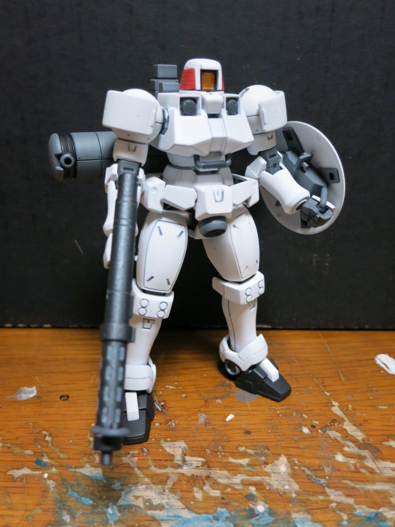 要はＨＧＡＣリーオーの塗装替え。プレバンで全部乗せが発売されたので、手始めに宇宙用ランドセルを組み合わせています。