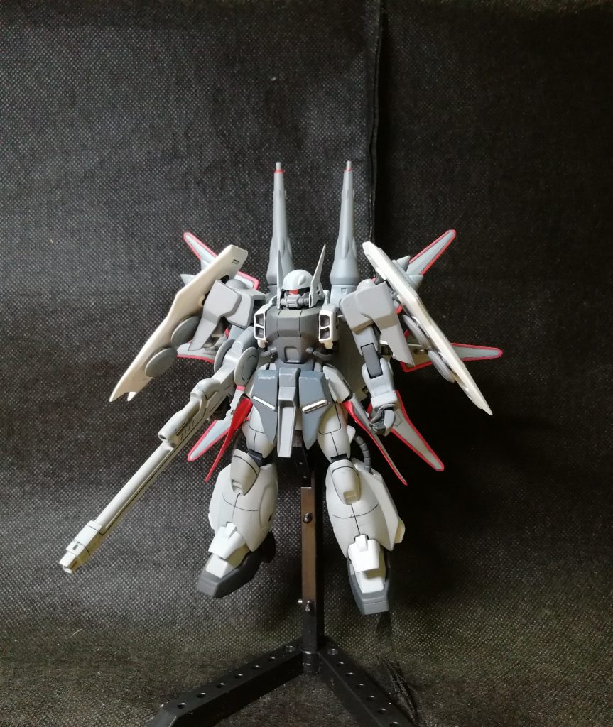 説明書には書かれていませんでしたが、設定通りシールドを装備出来ました。