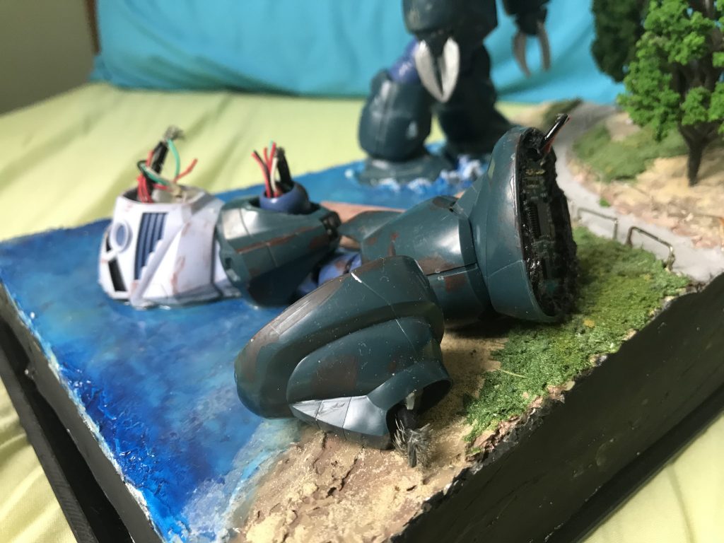 壊れたズゴック・２