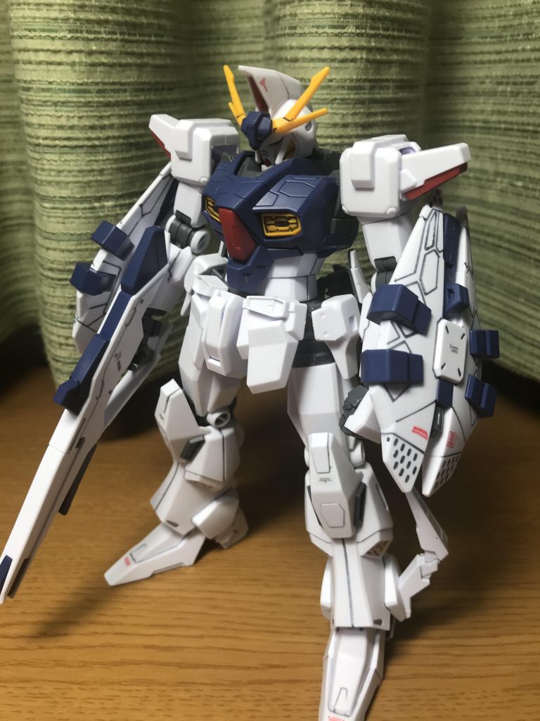 中身のオデュッセウスガンダム
腕のモールドえぐいですね。。。
胸や足はペーネロペーだとほぼ見えないので墨入れしてません。
そうです手抜きですすみません。。。。