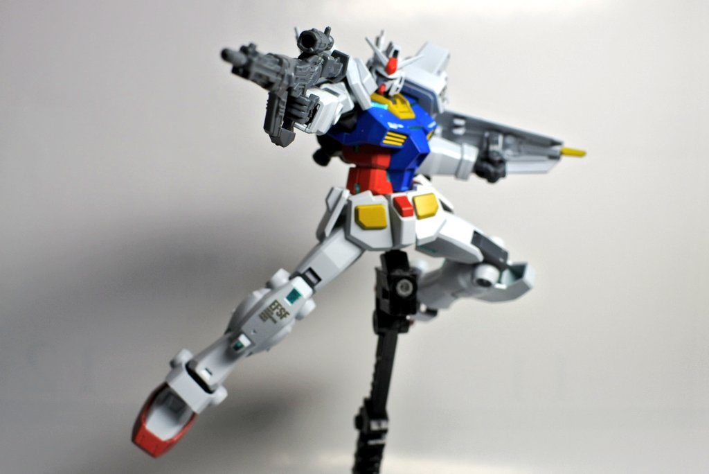 ノベルティガンダム–3枚目/制作者：建御雷