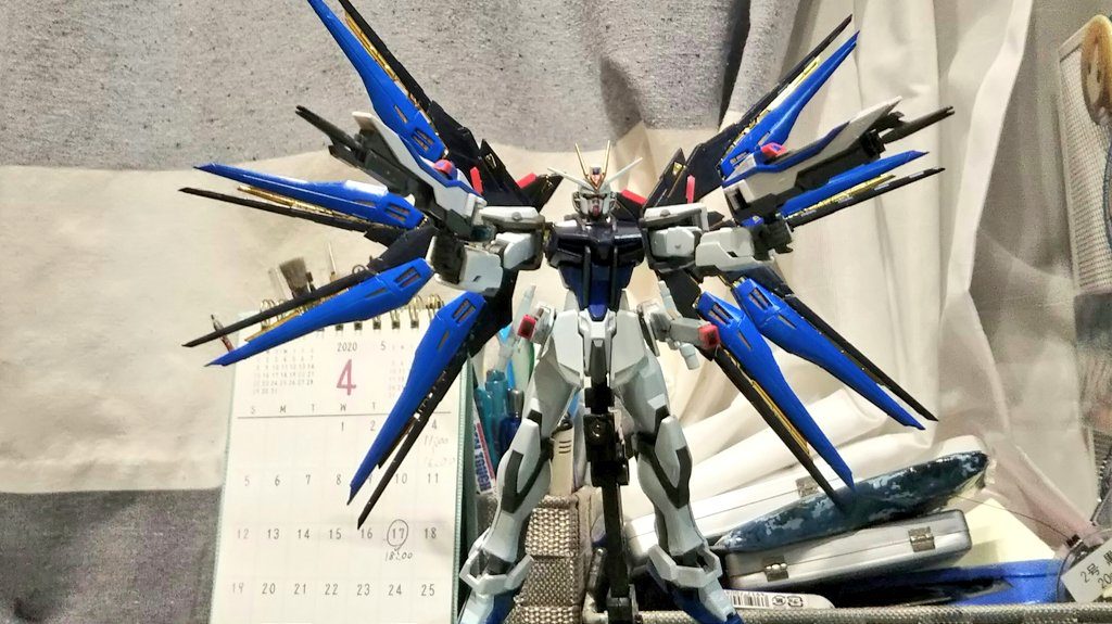 ドラグーン展開のような感じで