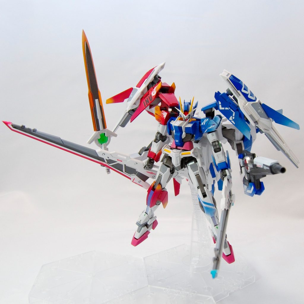 【サブアーム展開】
せっかく付いてたんでサブアームを使ったポージングも(^^♪