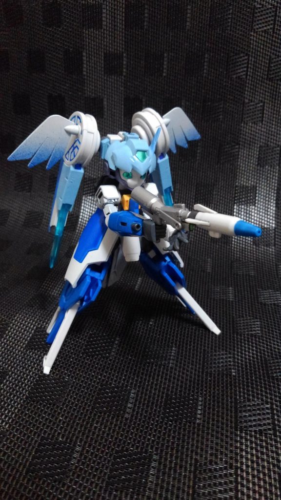 リアスカートに懸架している対艦ミサイル