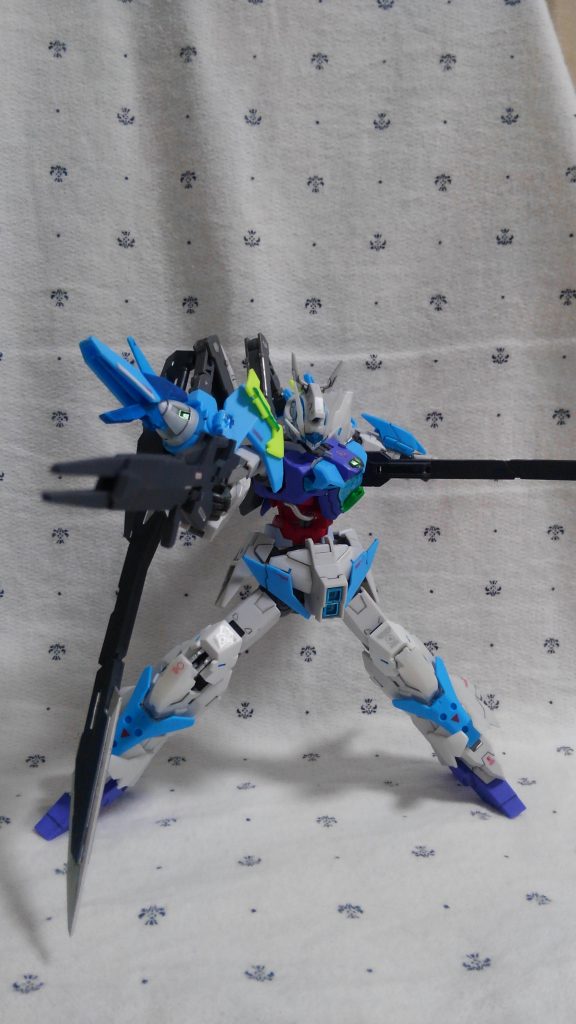 専用ビーム・ライフル ワッフです。
ダブルオースカイの武装をそのまま使用してます。ワッフはドイツ語で銃という意味です。