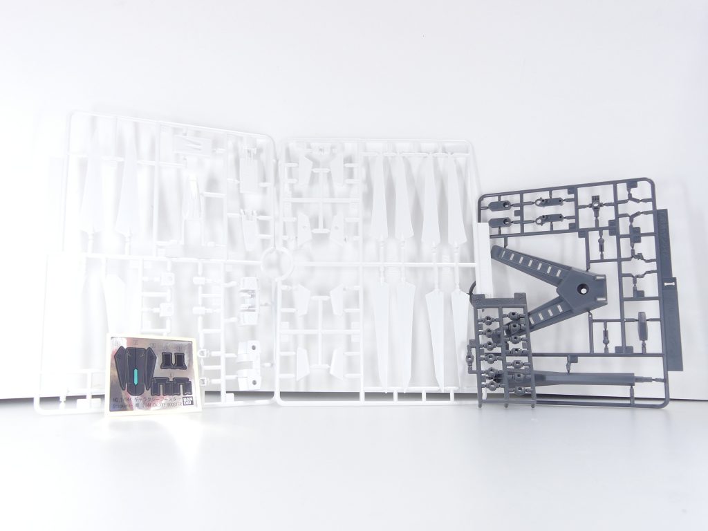 ランナー。Iランナー（KPS）はユニバースブースターと共通。利用するのはスタンドとバックパック接続部のみ。また、PCはPC-6（スピニングブラスターと同じ）。それ故に独特の接続様式を取ります。