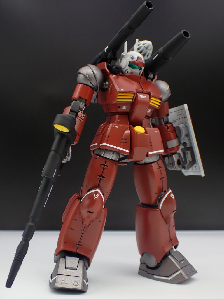 メカサフへヴィの上からシャインレッドで重厚感のある赤色に！