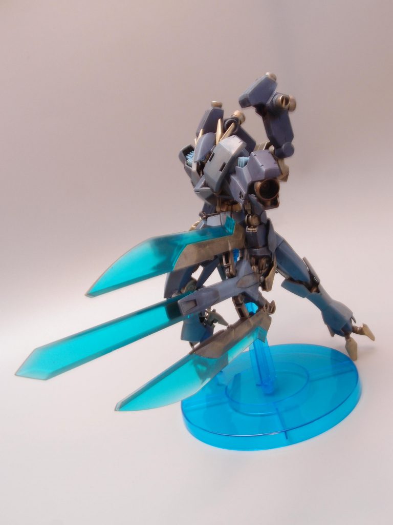 突き刺した状態で刀身を展開し、高密度の粒子を直接叩き込む。
理論上これに耐えられる物質は以下略(アムエネルギーを感じろ)