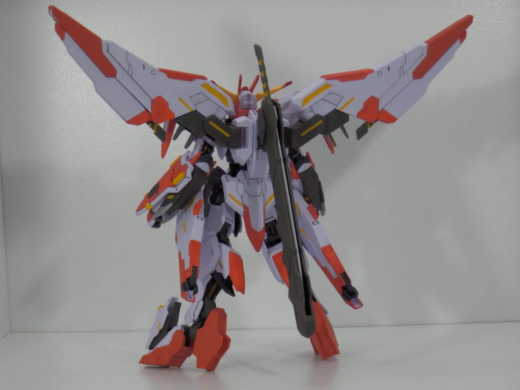 背面
大きなバックパックですが自立できます！