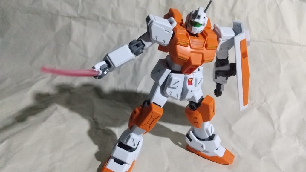 つや消しとスミイレだけで十分カッコイイです。
無塗装素組派の方にはオススメです。