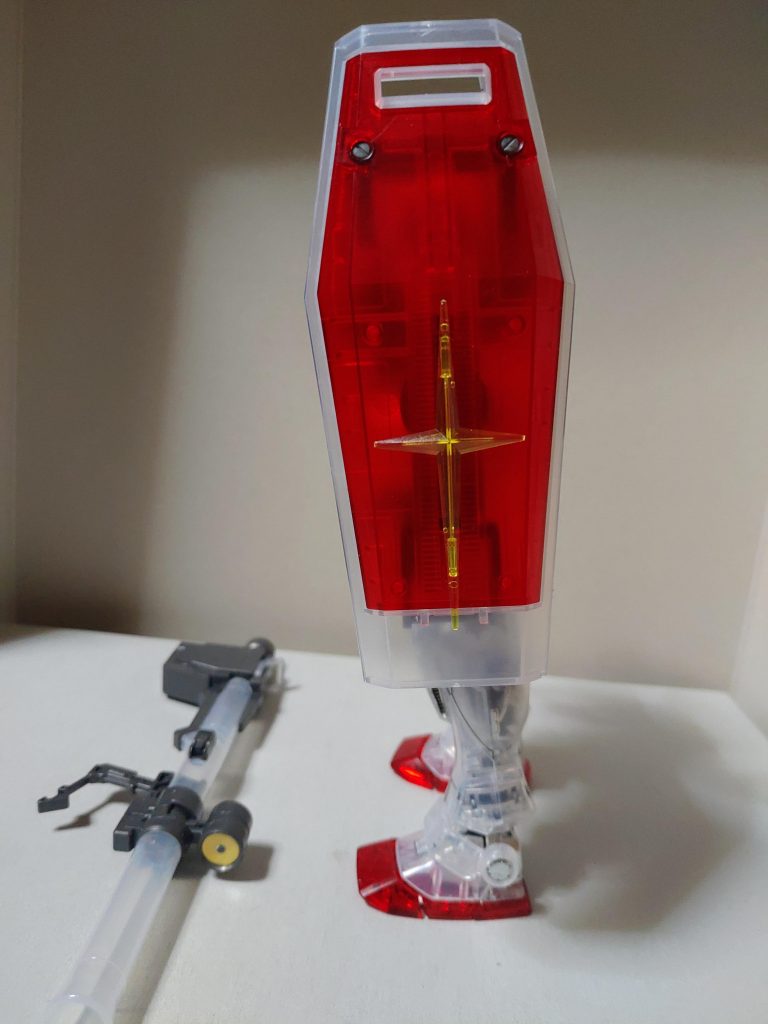 オリジンだとシールドを逆さまにしてるけど、あれはどうも好きじゃない。