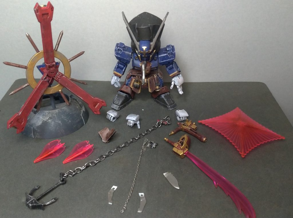 ●全装備一覧。

塗装は元村人先生のタッチを意識して全体をドライブラシで荒々しく塗装。
色レシピはかなりアバウトに様子見しながらこさえたので
覚えている限りです。(特記ない限りMr.COLOR)

紺色部分：ティターンズブルー
茶色部：ウッドブラウン+あずき色+タン
金：ゴールド
焦げ茶：茶色3606+フラットブラック少量
舵輪の赤：あずき色
白：ガイアカラーフラットホワイト
銀：ガイアメタリックシルバー
そこにホワイトや彩度を上げた茶色などでドライブラシして、
つや消しコートです。