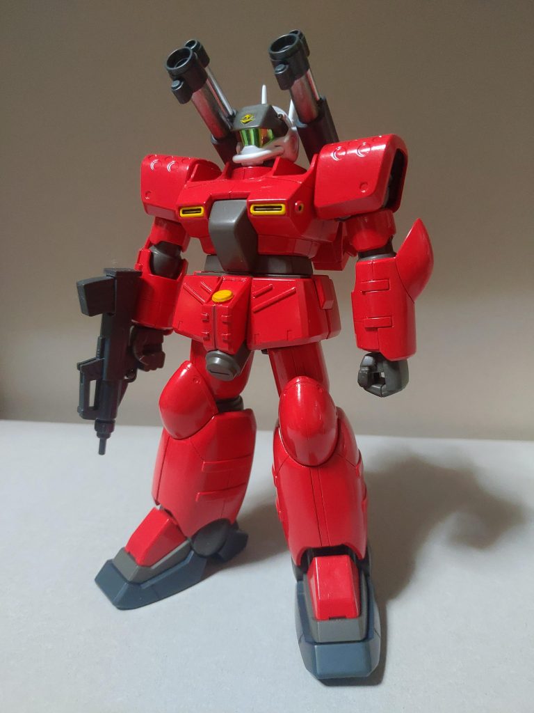 ついさっき塗装と組み立てが完了。
さて、デカールとかどうしよう。