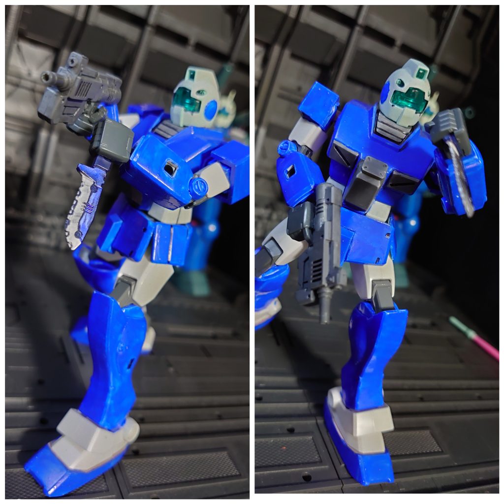 密着戦用にナイフも装備
メタルギアのCQCっぽいポーズ