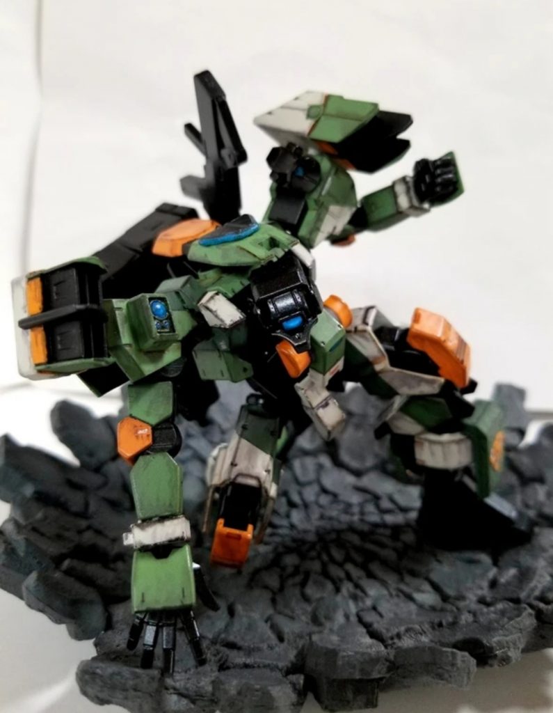 タイタン・フレーム シリーズ–2枚目/制作者：@blueD1