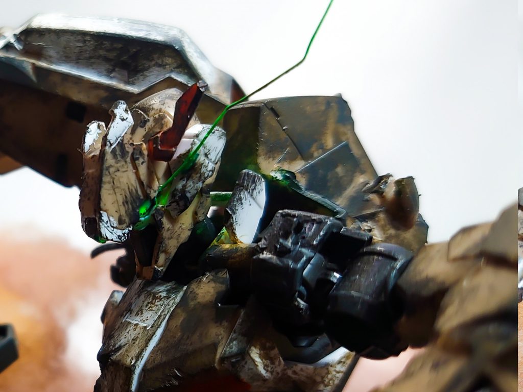 今回初めてミライトを使ってみました。
せっかくなのでアレンジで眼光表現もつけてイケメン度を上げてみました
以下制作中画像