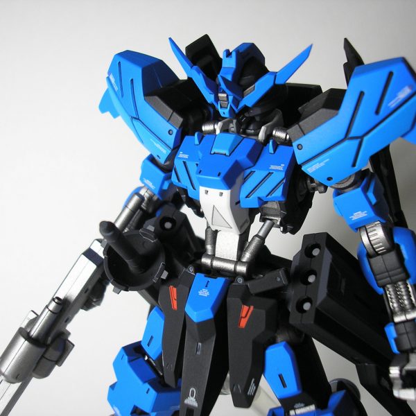 【1/144スケールHG　ガンダムヴィダール】