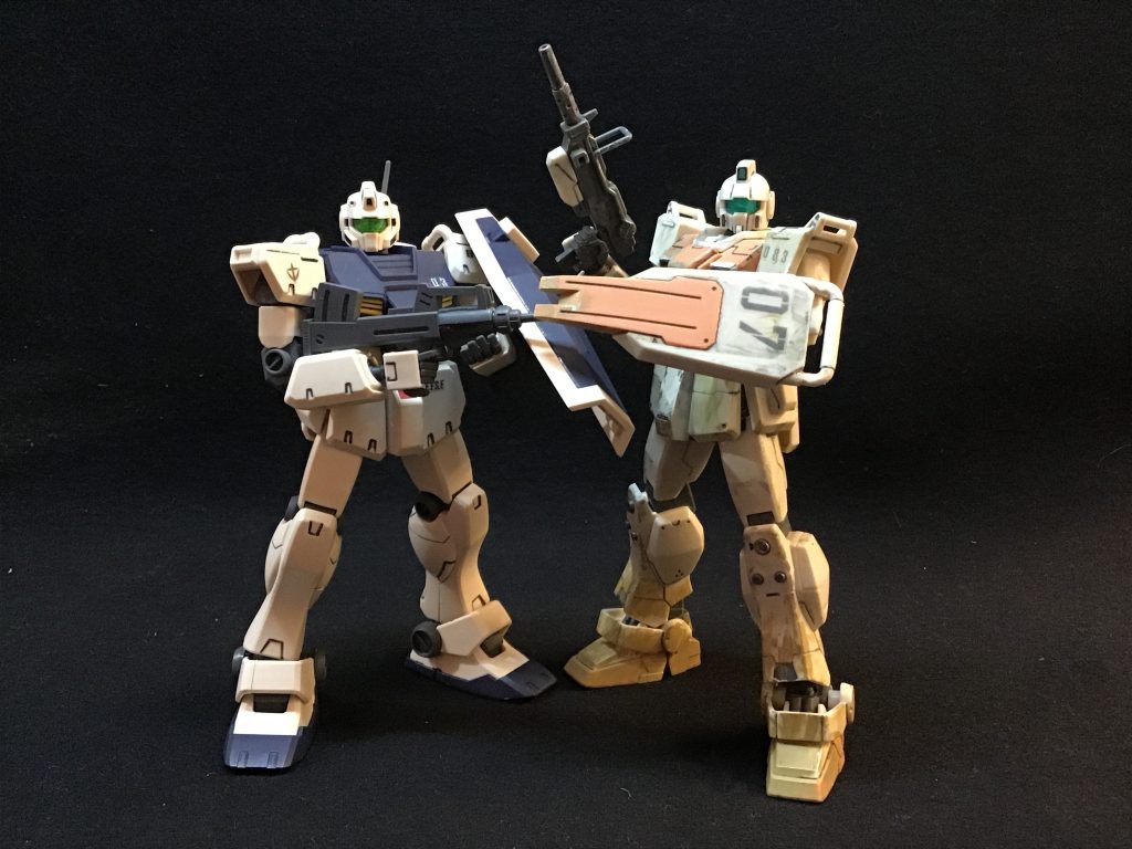 前回のジム改と。こうしてみるとデザインの違いがすごいですね。