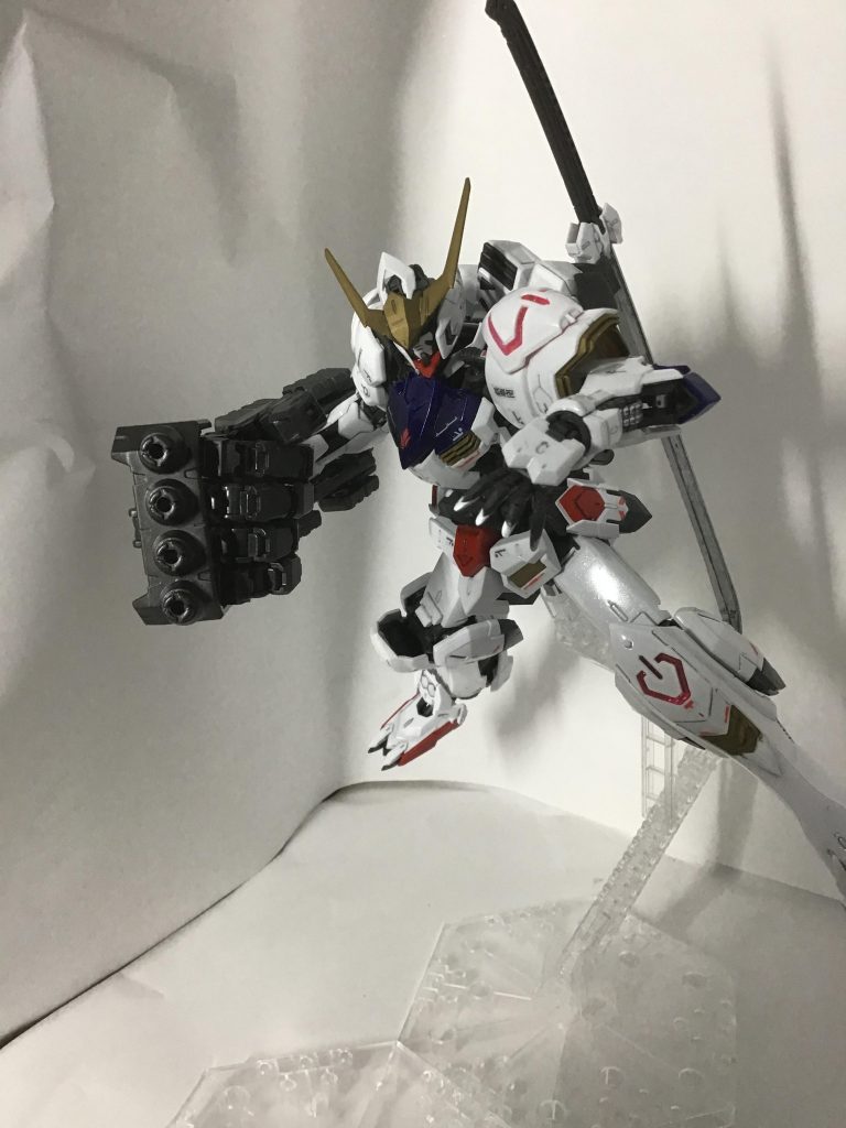 大型ナックル展開状態。MSGのオーバードマニュピレイターとアームパーツをガチャガチャ組み合わせて作ってます。