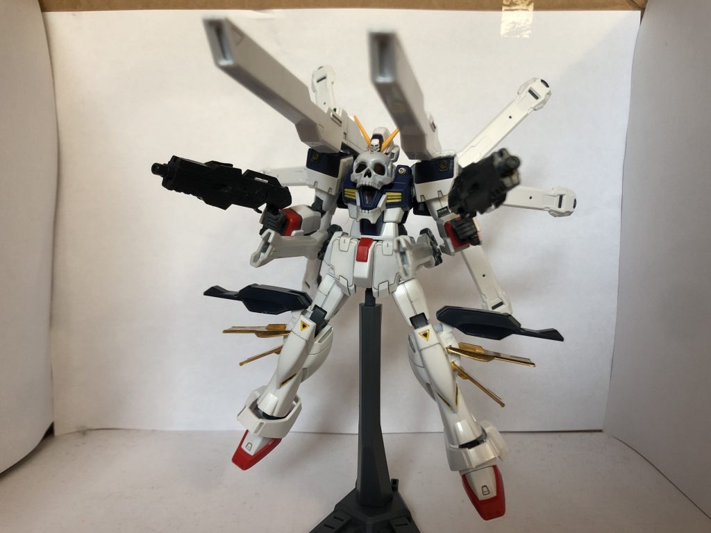 あらゆる武器を駆使してフルバースト！
機体本体への負担は異常です。