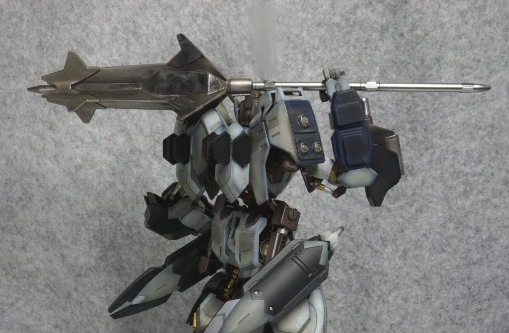 メイスの「鉄の塊」感はガンバりました