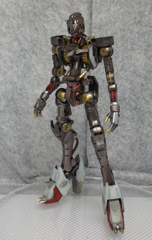 ガンダムフレームも塗り分けています