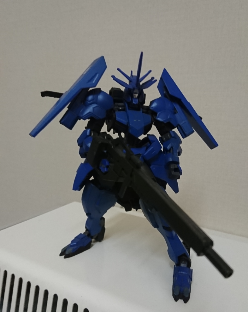 ロングライフルはグシオンリベイクの物と同型。