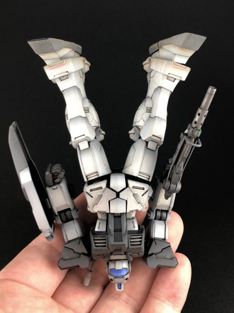 塗装がわかりやすいように、逆さまにして撮影。（光源が上）