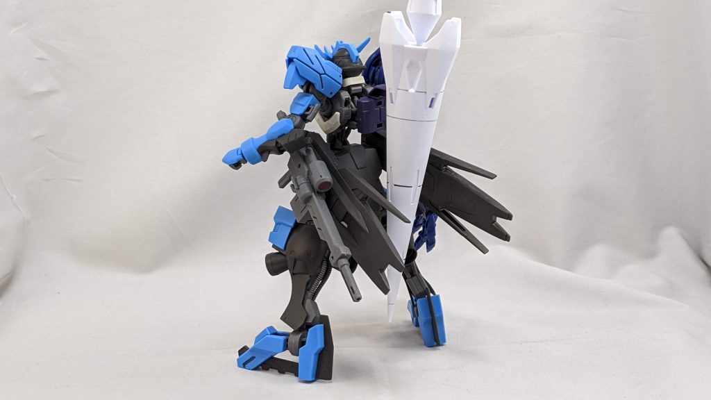 ガンダムヴィダールにゼルトザームアームを付けただけですが、元々悪魔っぽいデザインなので相性は良いかと