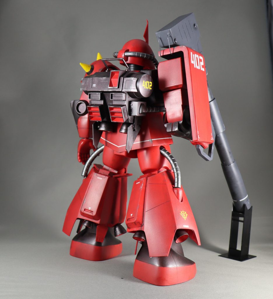 背面から
デカールは付属品と市販品を混ぜて使っています。