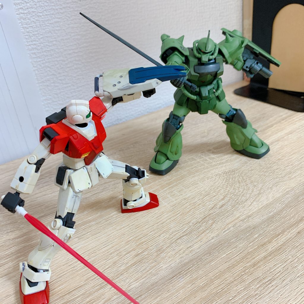 以前作成したグフカスタムと