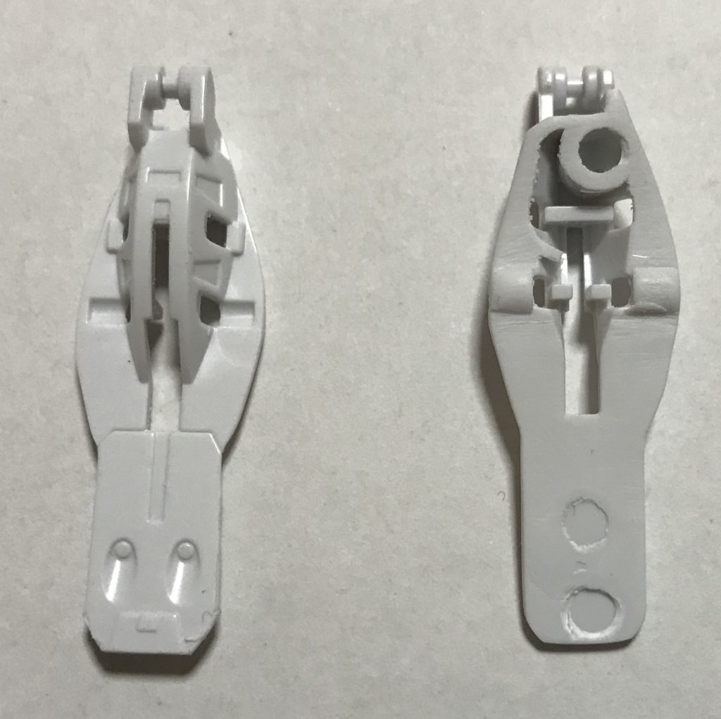 ここからは制作過程を
足の排熱機関はダブルエックスの脚部と一体化
されていたので
切り刻んで排熱機関を拝借w