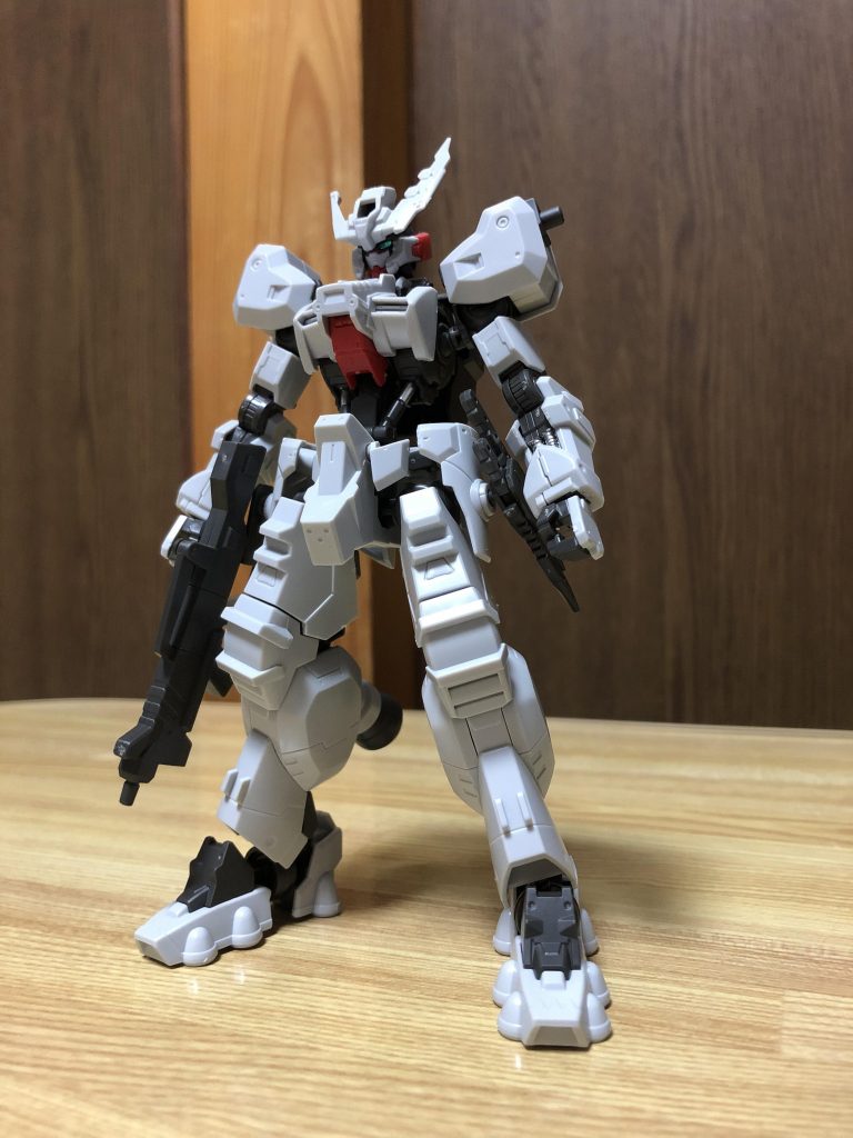 最初はアスタロトリナシメント二体を組み合わせてベースを整えました。