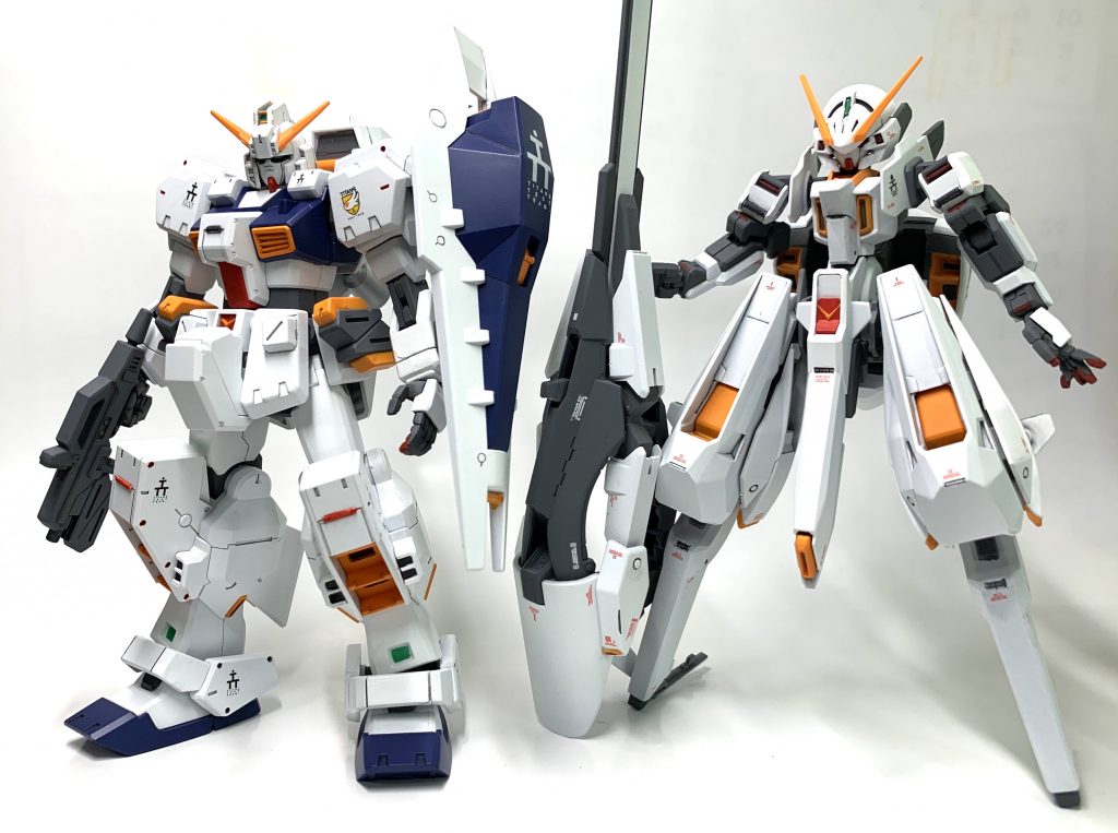 TR-6とのツーショット
兄と妹って感じですね