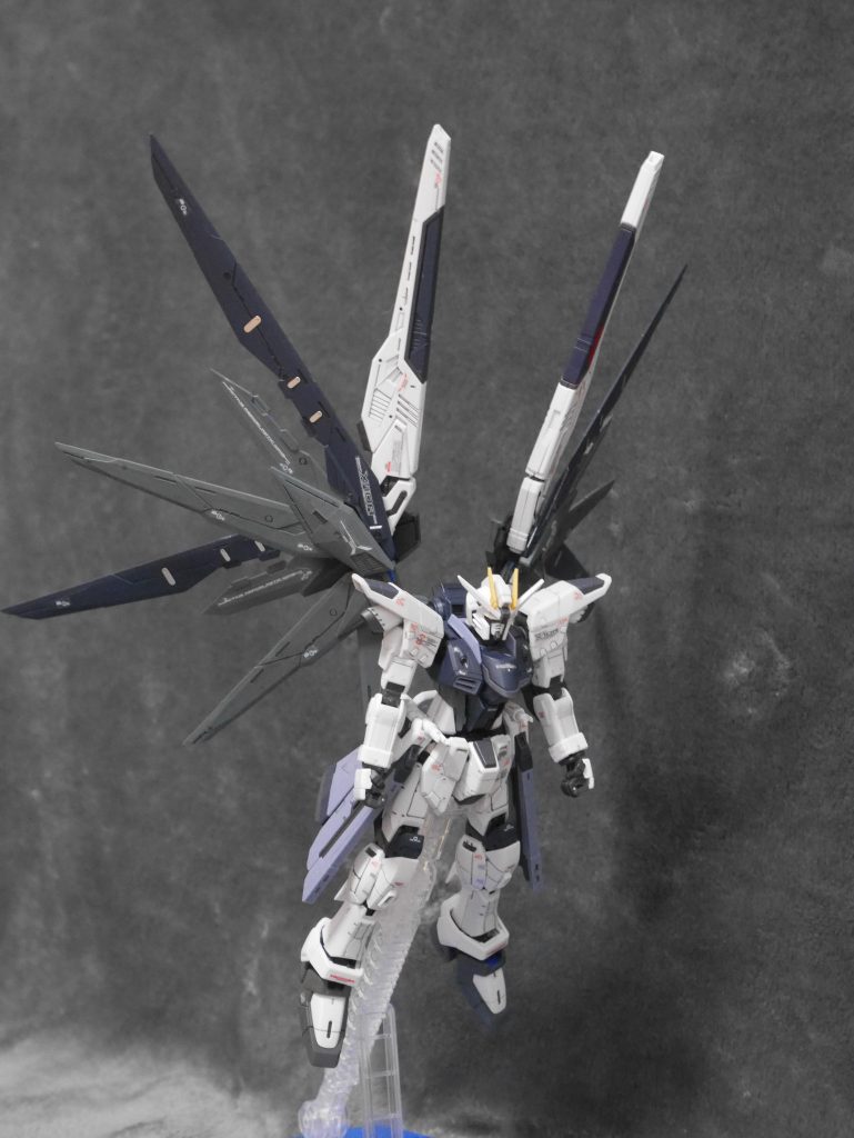 RG ZGMFーX10A  FREEDOM–3枚目/制作者：ガンダムプラ男